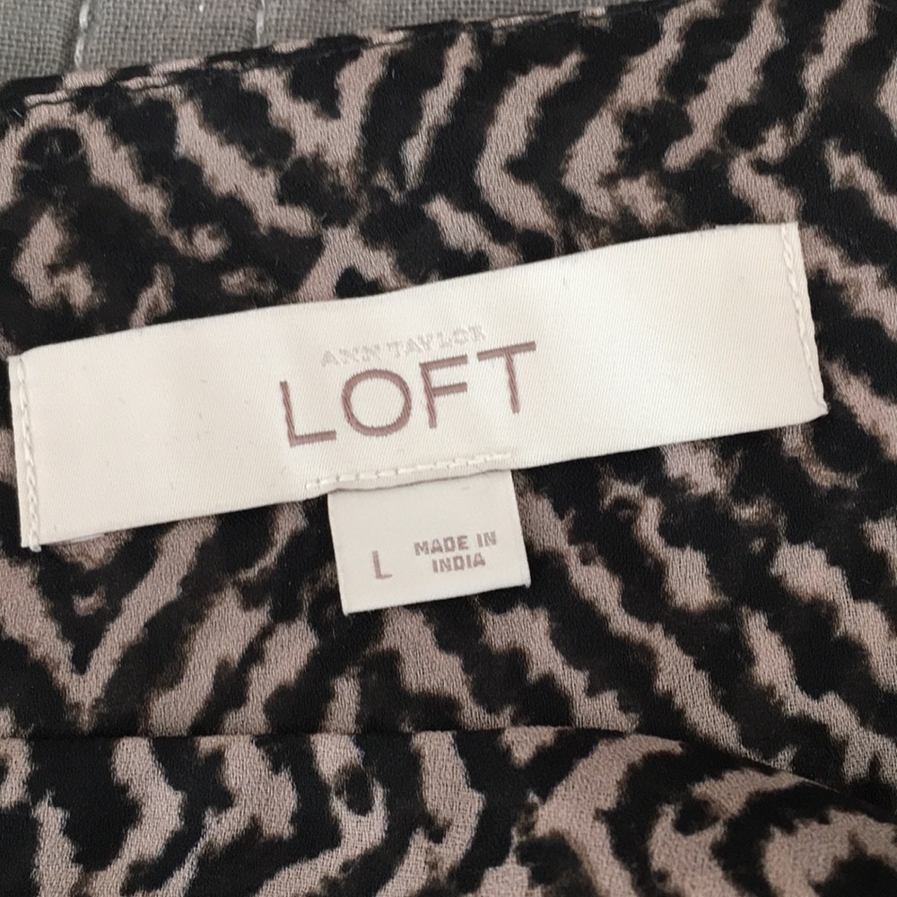 Fun blouse! - Picture 2 of 5